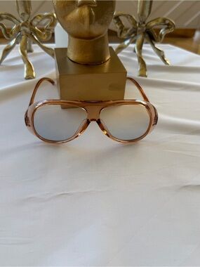 Oversized Fashion Glasses for Women - Stylish Sunglasses